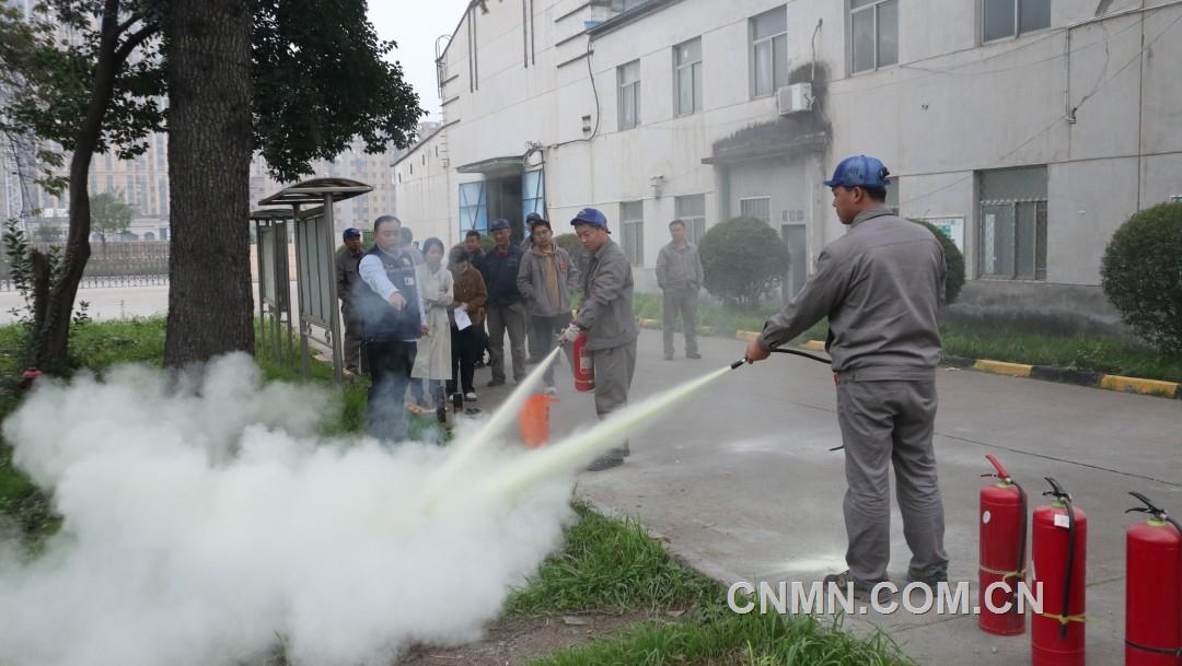 西北有色地礦集團機械院公司開展消防滅火演練